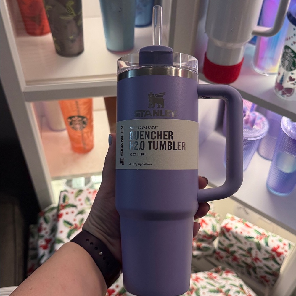 Purple target Stanley-had tiny dent on bottom- Bow not included